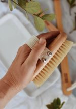 Body Massage Dry Brush